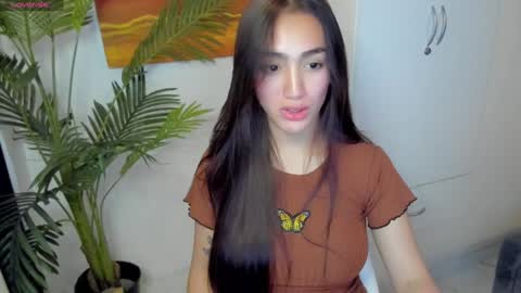 Snapshot of sweetestmallow chatting on 01-03-25, 01:03 mallow online show from 01-03-25, 01:03