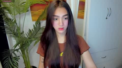 Snapshot of sweetestmallow chatting on 01-04-25, 12:27 mallow online show from 01-04-25, 12:27