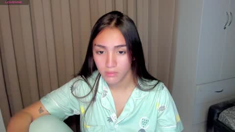 Snapshot of sweetestmallow chatting on 01-12-25, 12:33 mallow online show from 01-12-25, 12:33