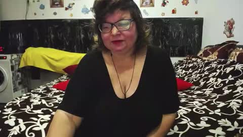 Snapshot of sweetestmilf4you chatting on 02-27-26, 08:47 sweetestmilf4you online show from 02-27-26, 08:47