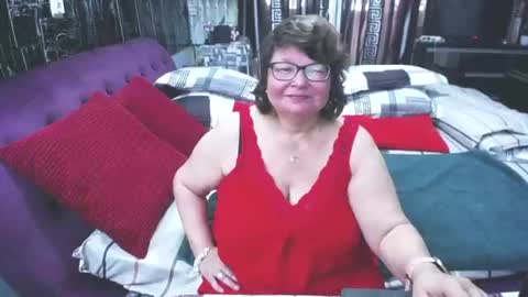 Snapshot of sweetestmilf4you chatting on 06-15-26, 01:24 sweetestmilf4you online show from 06-15-26, 01:24