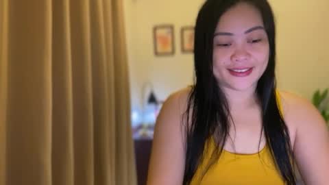 Snapshot of sweetestsmile_ chatting on 06-09-26, 01:06 Khaye online show from 06-09-26, 01:06