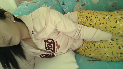 Snapshot of sweetfilipinawet chatting on 01-15-25, 01:45 Stacy online show from 01-15-25, 01:45