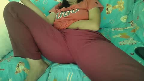 Snapshot of sweetfilipinawet chatting on 01-20-25, 07:04 Stacy online show from 01-20-25, 07:04