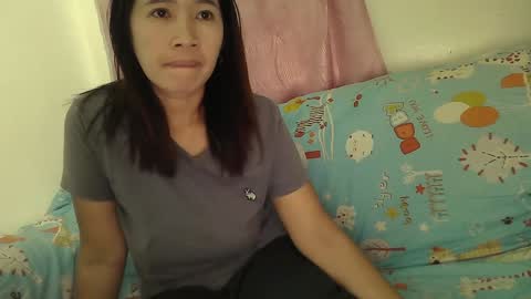 Snapshot of sweetfilipinawet chatting on 02-04-25, 03:47 Stacy online show from 02-04-25, 03:47
