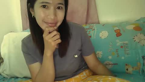 Snapshot of sweetfilipinawet chatting on 02-12-25, 01:41 Stacy online show from 02-12-25, 01:41