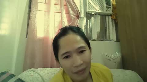 Snapshot of sweetfilipinawet chatting on 09-27-25, 10:37 Stacy online show from 09-27-25, 10:37