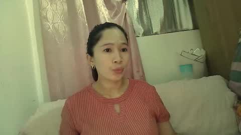 Snapshot of sweetfilipinawet chatting on 11-12-25, 05:57 Stacy online show from 11-12-25, 05:57