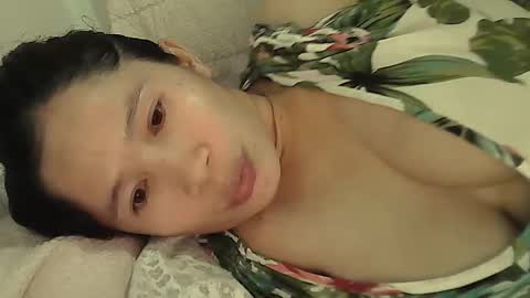 Snapshot of sweetfilipinawet chatting on 12-21-25, 03:19 Stacy online show from 12-21-25, 03:19