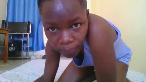 Snapshot of sweetgal2025 chatting on 01-18-26, 11:03 EUNICE online show from 01-18-26, 11:03