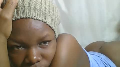 EUNICE online show from 06-22-26, 03:25