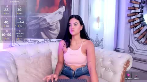 Snapshot of sweetgirl4u_ chatting on 09-27-25, 11:26 MIA online show from 09-27-25, 11:26