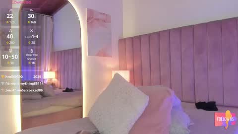 Dulce online show from 03-10-25, 02:06