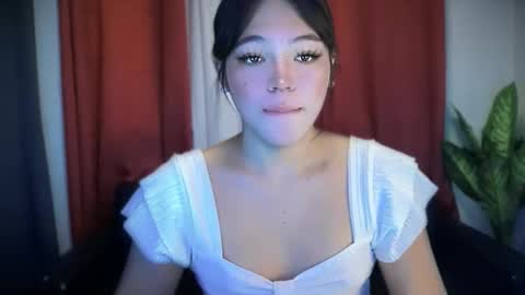 Ayesha online show from 10-17-25, 02:48