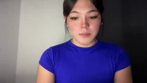 Ayesha online show from 11-15-25, 01:25