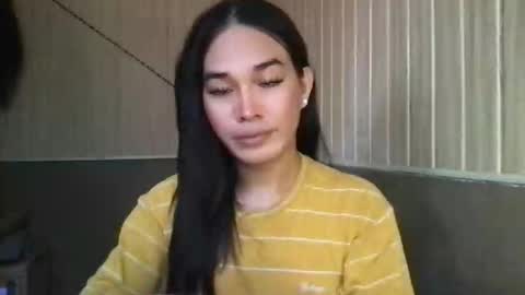 sweetgirl_rhainexxx online show from 04-24-26, 02:36