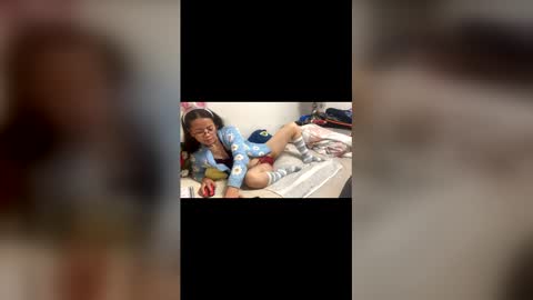 sweethanajapan online show from 11-25-25, 01:22