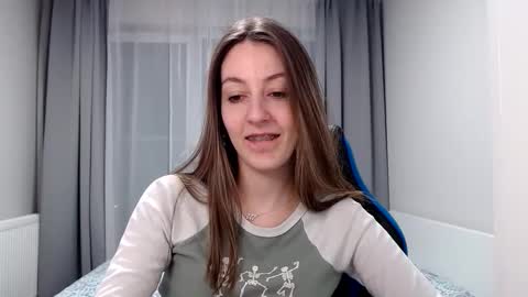 Emma  online show from 01-20-25, 12:46