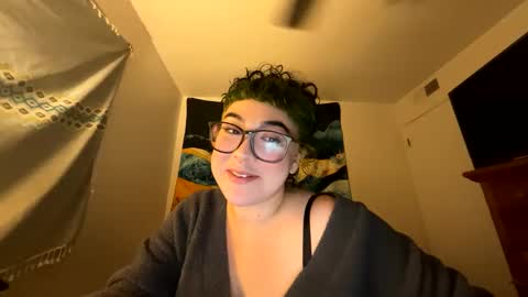 Snapshot of sweetheatannie chatting on 12-13-24, 04:22 sweetheatannie online show from 12-13-24, 04:22