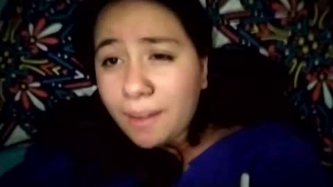 Snapshot of sweetie__annie chatting on 02-14-25, 06:23 Ana Mara  i cant Make noise My family is here  online show from 02-14-25, 06:23