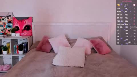 Snapshot of sweetie_candy_ chatting on 11-21-25, 10:36 Hannah online show from 11-21-25, 10:36