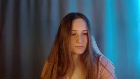 Annie online show from 10-29-25, 07:26