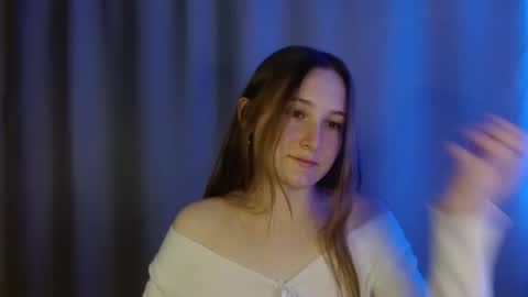 Annie online show from 12-04-25, 08:28