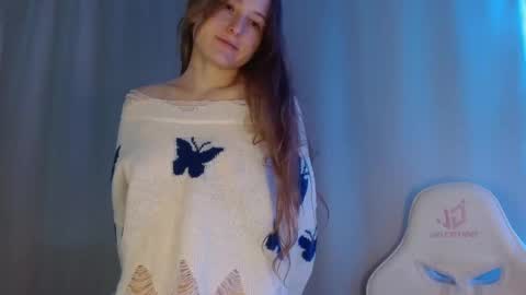 Snapshot of sweetie_lover chatting on 01-14-26, 10:32 Annie online show from 01-14-26, 10:32