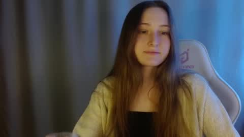 Snapshot of sweetie_lover chatting on 02-15-26, 08:38 Annie online show from 02-15-26, 08:38