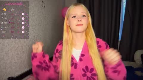 sweetie Lisa3 online show from 12-09-24, 10:22