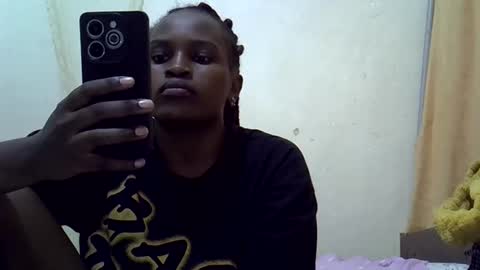 Snapshot of sweetielonglips chatting on 02-09-26, 06:45 sweetielonglips online show from 02-09-26, 06:45