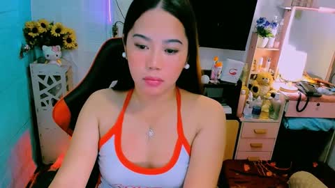 Nicole online show from 11-10-25, 05:12