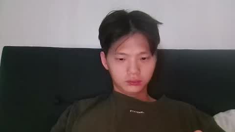 Snapshot of sweetiepuppy421 chatting on 03-01-26, 01:40 sweetiepuppy421 online show from 03-01-26, 01:40