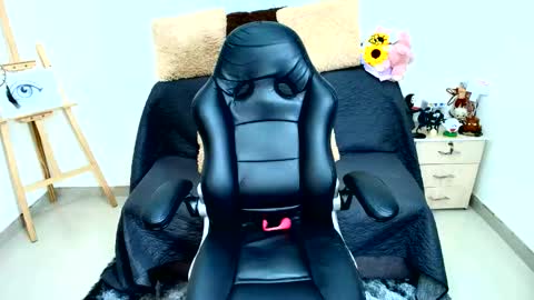 Isabella online show from 06-07-26, 05:11