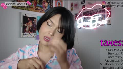 SweetJess online show from 12-31-24, 04:06