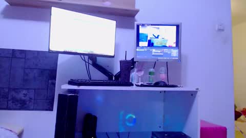 jessica online show from 10-30-25, 10:43