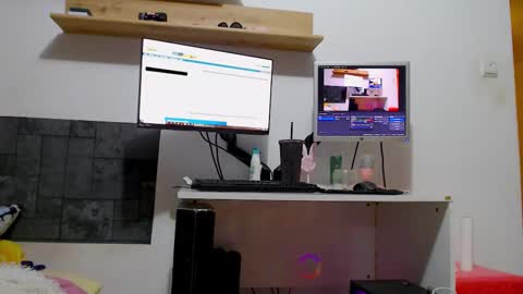 jessica online show from 11-18-25, 11:15