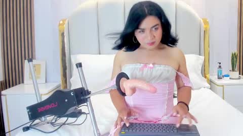 Snapshot of sweetkata_ chatting on 10-30-25, 07:36 kata online show from 10-30-25, 07:36