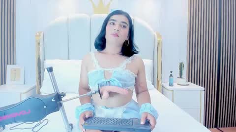 Snapshot of sweetkata_ chatting on 11-02-25, 11:45 kata online show from 11-02-25, 11:45