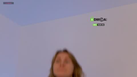 Snapshot of sweetkira1 chatting on 07-23-26, 04:27 SweetKira1 online show from 07-23-26, 04:27