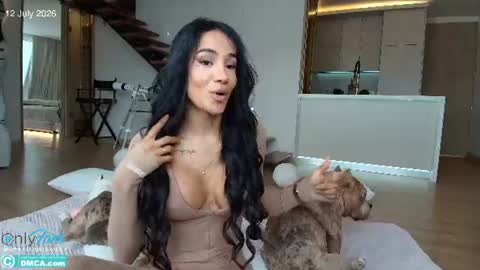 Laura Saenz  Geminis online show from 07-12-26, 03:03
