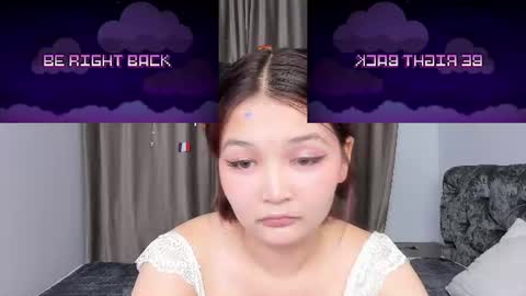 Snapshot of sweetlayla_ chatting on 07-20-26, 02:30 Layla online show from 07-20-26, 02:30