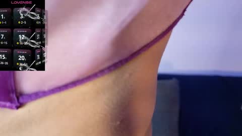 Snapshot of sweetletty_ chatting on 09-28-25, 07:41 Letty la traga semen lol online show from 09-28-25, 07:41