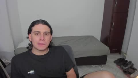Snapshot of sweetlian_04 chatting on 05-06-26, 12:41 Lian online show from 05-06-26, 12:41