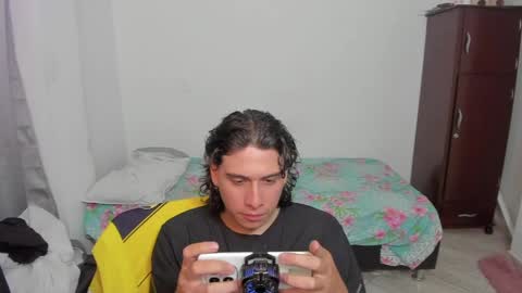 Snapshot of sweetlian_04 chatting on 05-16-26, 02:19 Lian online show from 05-16-26, 02:19
