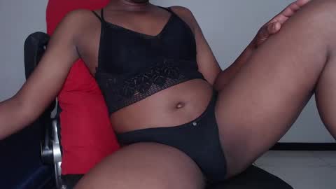 mayra online show from 11-18-25, 10:14