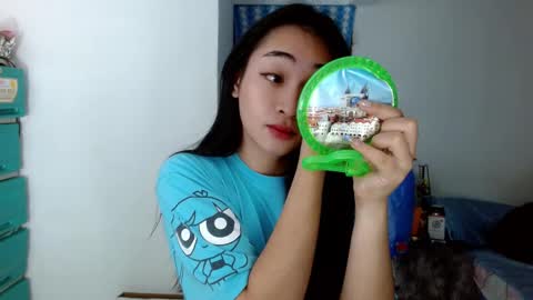 Snapshot of sweetlilly_18 chatting on 12-02-24, 02:20 Lilly online show from 12-02-24, 02:20