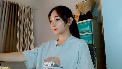 Lilly online show from 08-07-26, 03:14