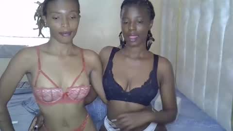 Snapshot of sweetlily_30 chatting on 12-15-25, 08:51 sweetlily_30 online show from 12-15-25, 08:51