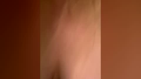 Snapshot of sweetlisa92 chatting on 06-25-26, 02:54 Lisa online show from 06-25-26, 02:54